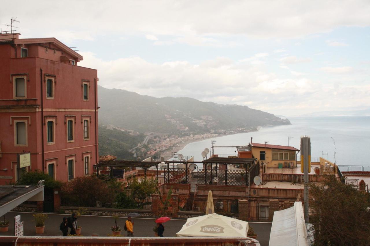 Nice Apartment In Taormina Buitenkant foto